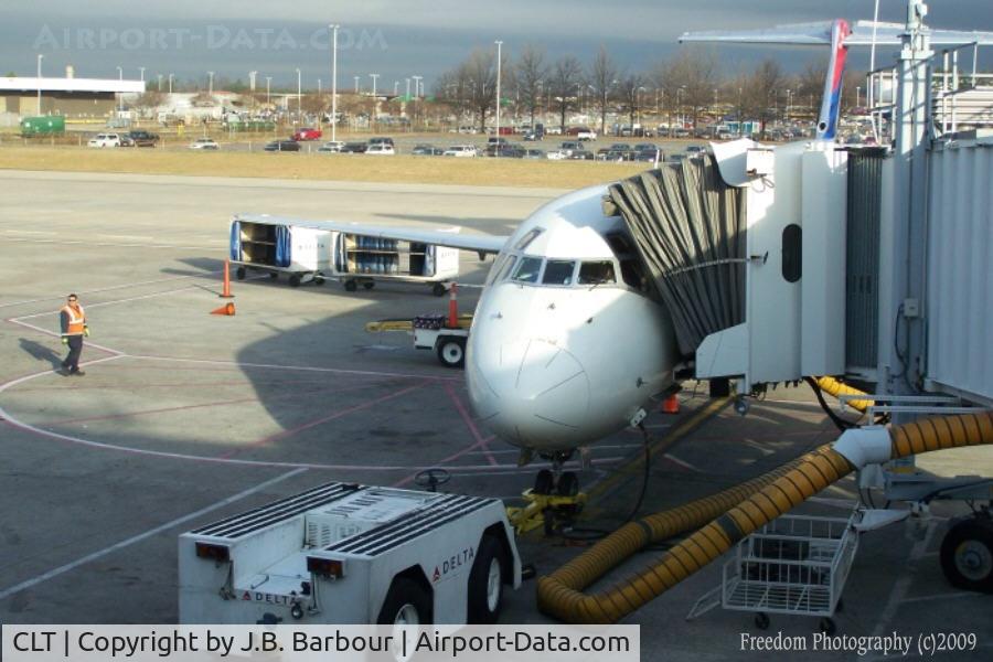 Charlotte/douglas International Airport (CLT) - I guess all the waiting I learned in the Army prepared me for flying from airports.