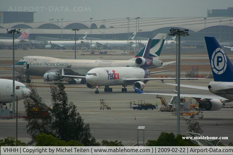 Hong Kong International Airport, Hong Kong Hong Kong (VHHH) - Busy cargo parking