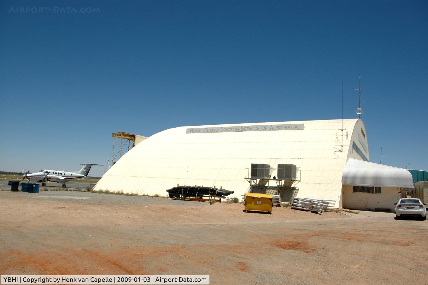 Broken Hill Airport, Broken Hill, New South Wales Australia (YBHI) - The hangar of the Royal Flying Doctors Service at Broken Hill airport. The aircraft at the left is King Air B200 VH-MVW of the RFDS.