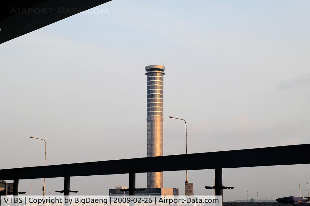 Suvarnabhumi Airport (New Bangkok International Airport), Samut Prakan (near Bangkok) Thailand (VTBS) - The world tallest control tower, viewed from passenger terminal.
