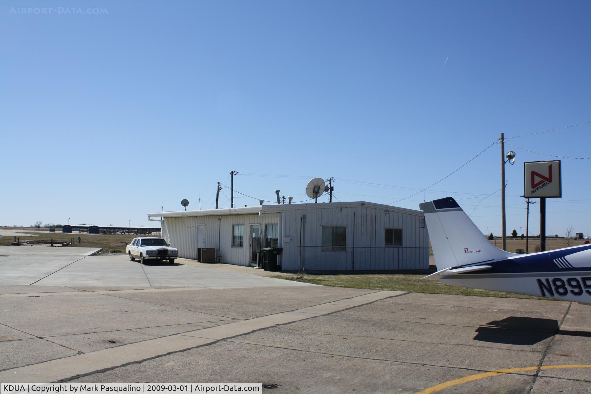 Durant Regional - Eaker Field Airport (DUA) - Executive Terminal