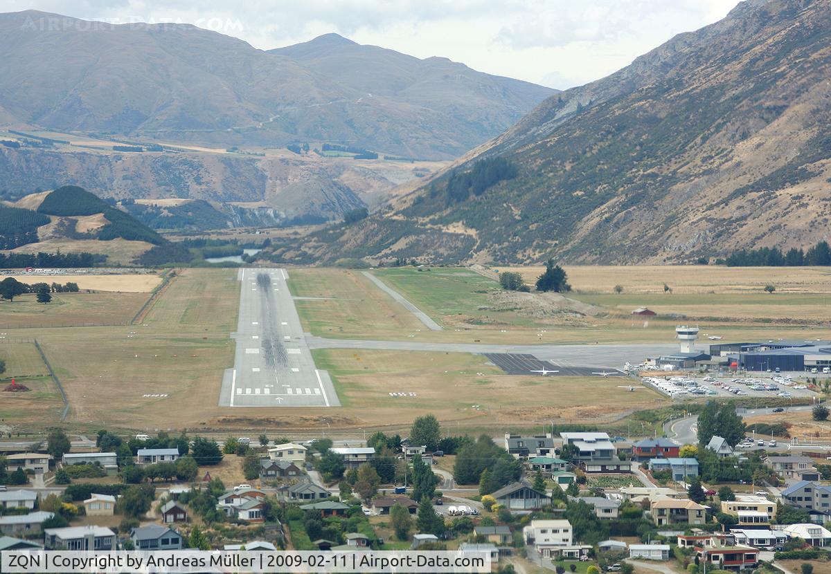 Queenstown Airport, Queenstown New Zealand (ZQN) - On final.
