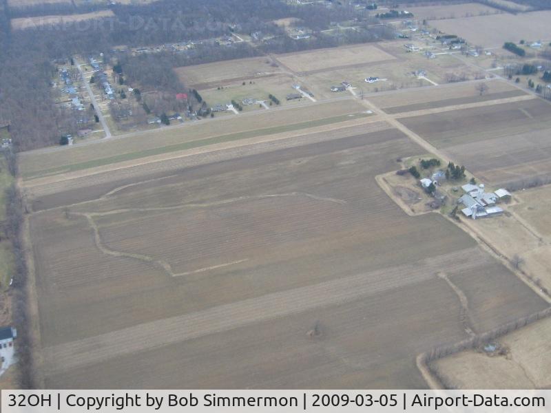 Rall Field Airport (32OH) - Looking SE from 2500'