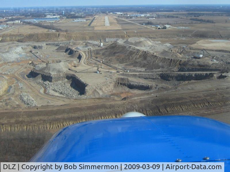 Delaware Municipal - Jim Moore Field Airport (DLZ) - Final RWY 10