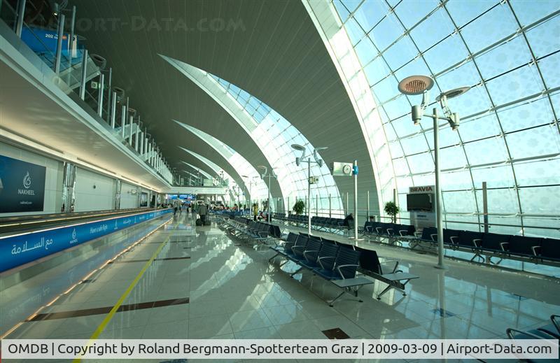 Dubai International Airport, Dubai United Arab Emirates (OMDB) - Dubai International