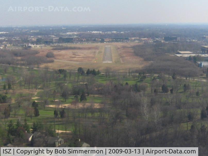 Blue Ash Airport, Cincinnati, Ohio United States (ISZ) - Final RWY 6