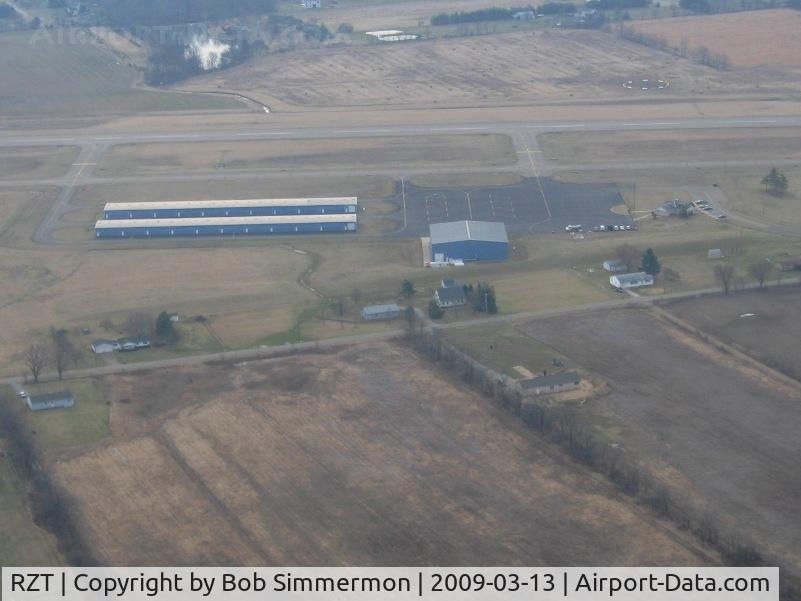 Ross County Airport (RZT) - Facilities at Ross County - Chilicothe, Ohio.