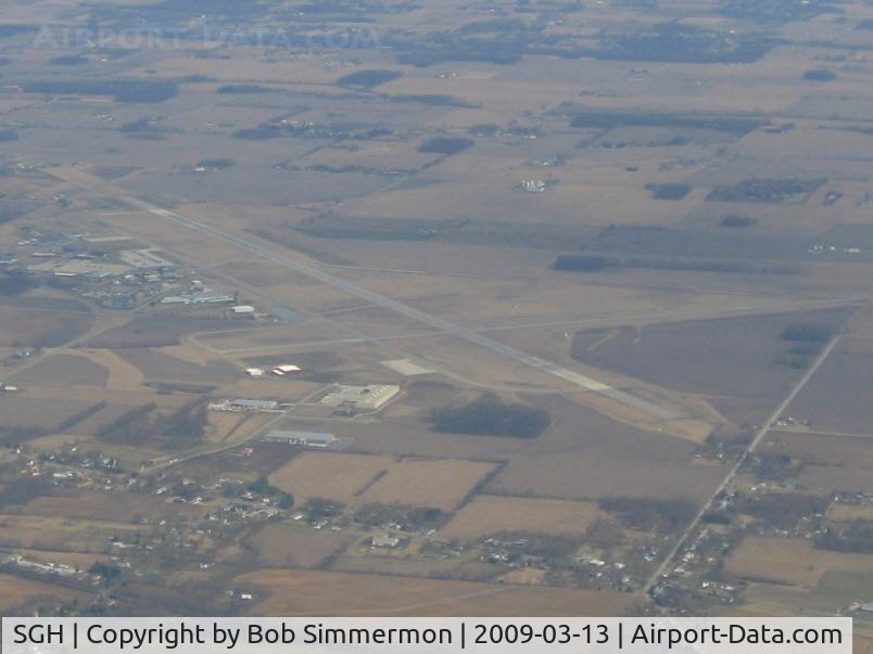 Springfield-beckley Municipal Airport (SGH) - Looking SE from 5500'