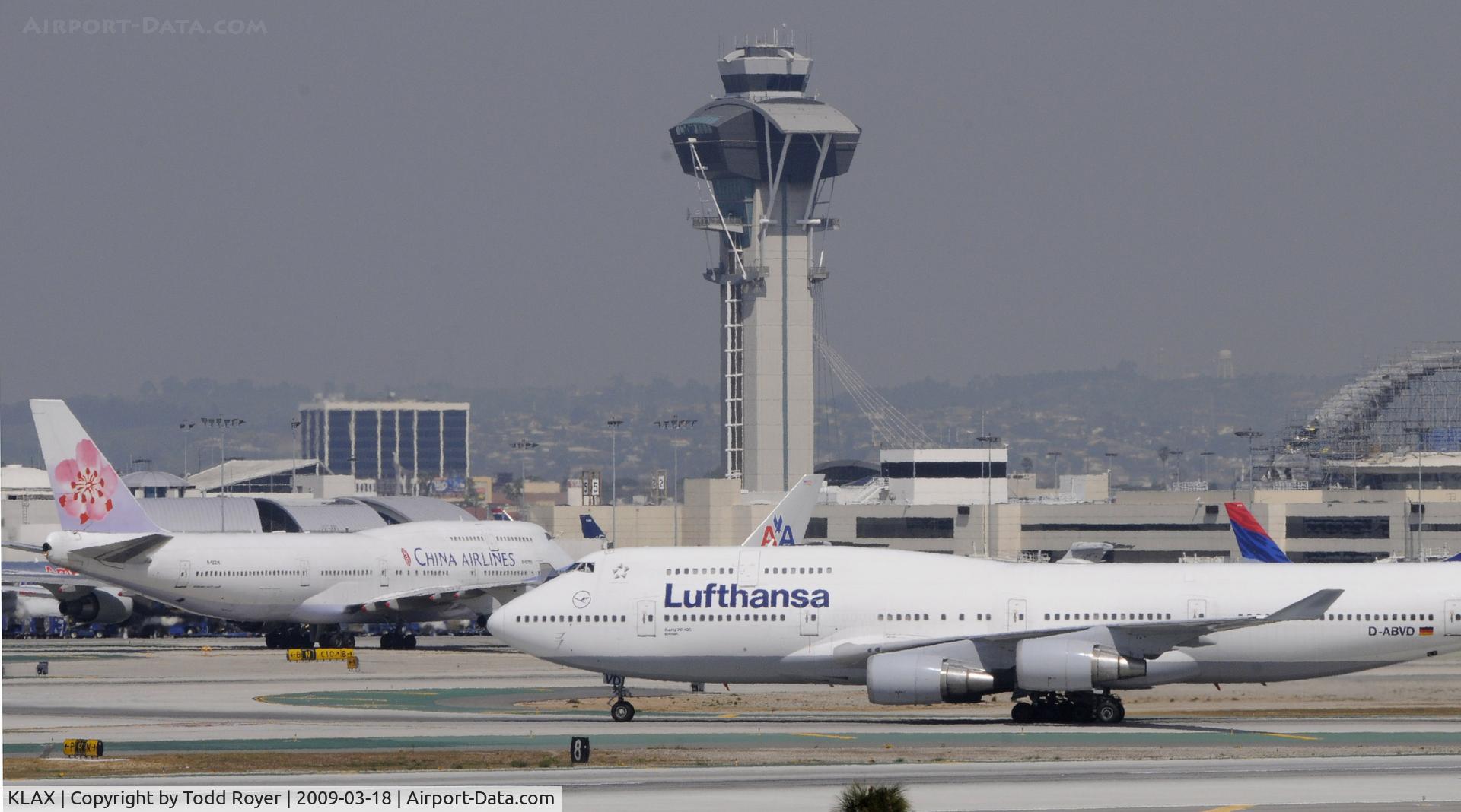 Los Angeles International Airport (LAX) - Heavies at LAX
