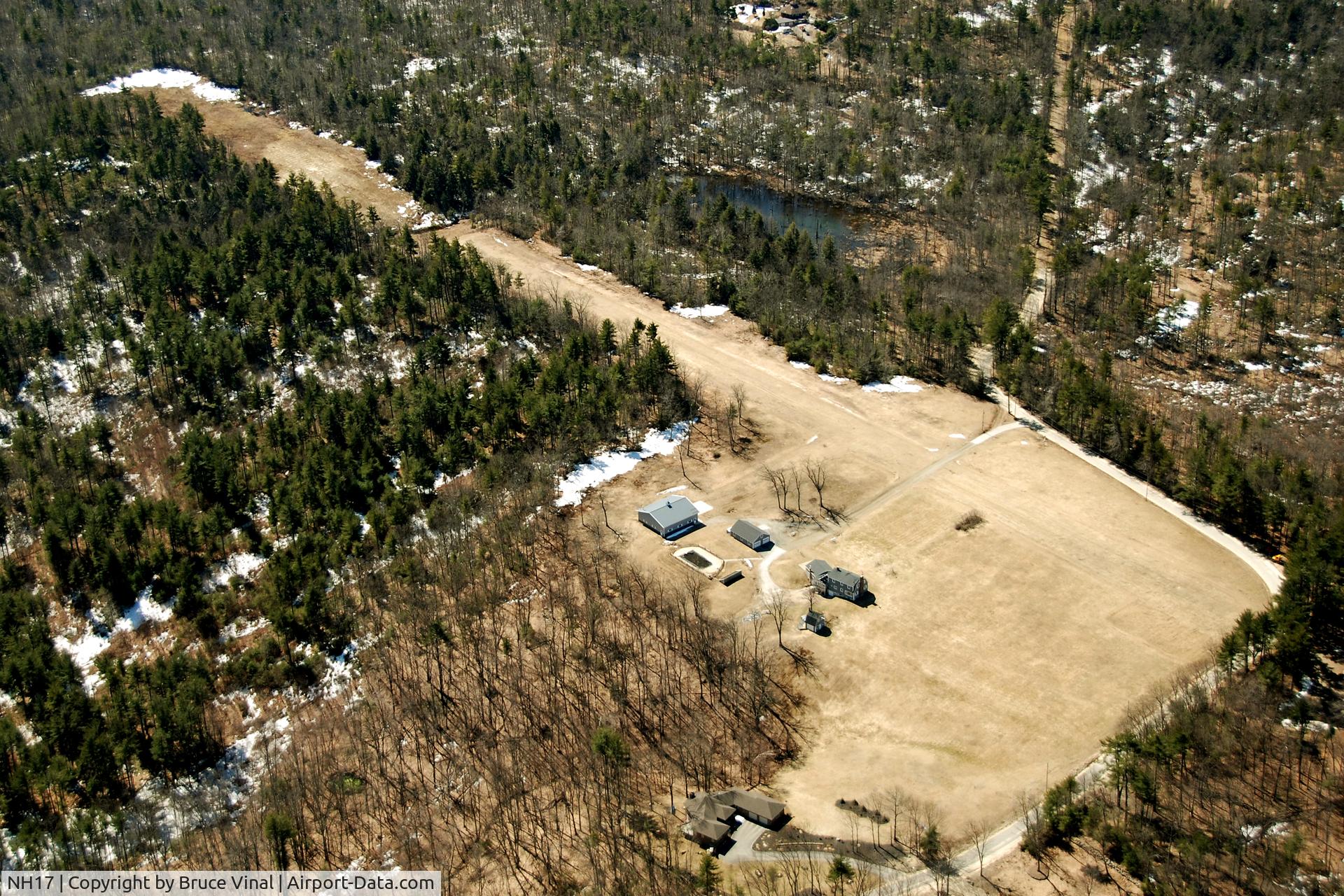 Zim Airport (NH17) - Zim Airport - Mason N.H.