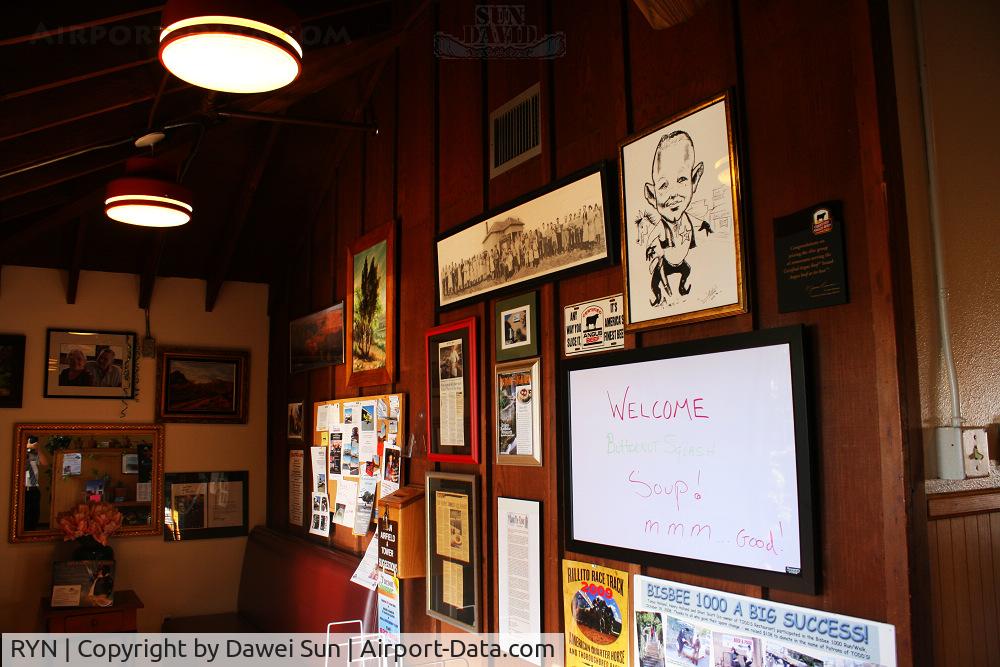 Ryan Field Airport (RYN) - The restaurant @ Ryan field 