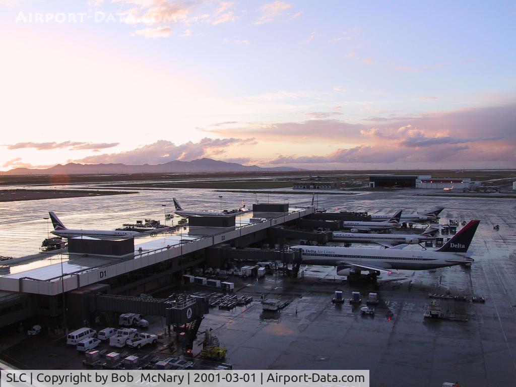 Salt Lake City International Airport (SLC) - D 