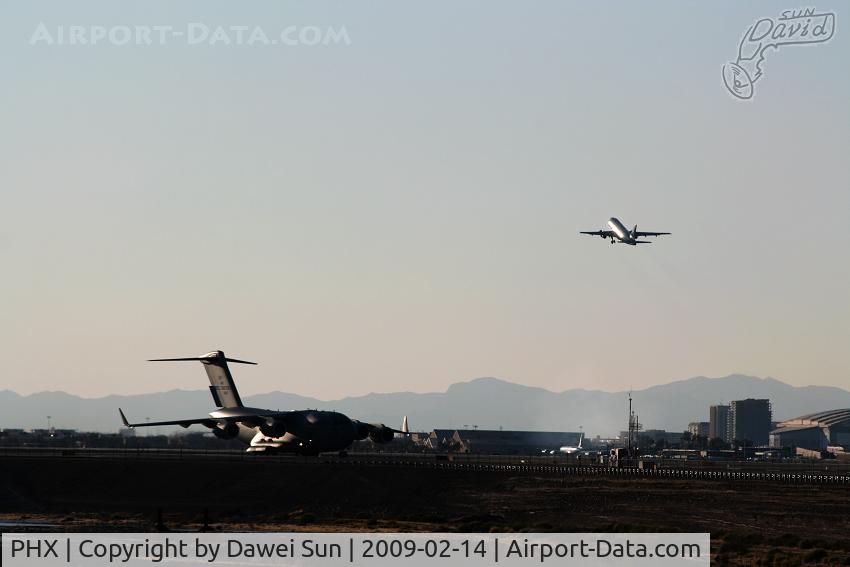 Phoenix Sky Harbor International Airport (PHX) - C17