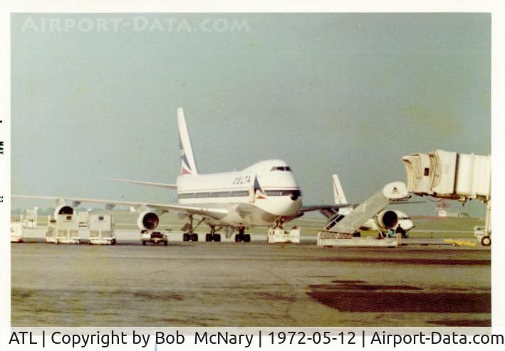 Hartsfield - Jackson Atlanta International Airport (ATL) - Delta 747 under tow 