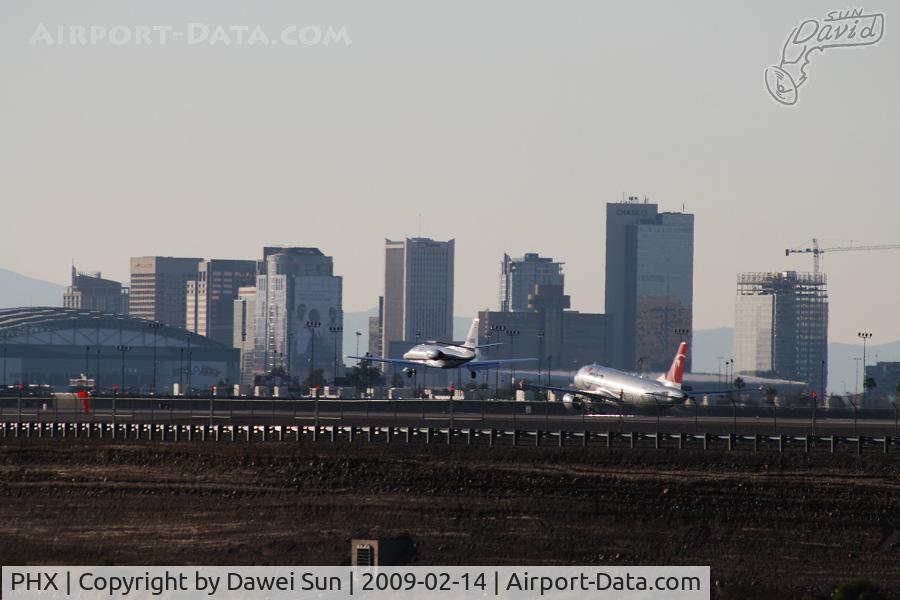 Phoenix Sky Harbor International Airport (PHX) - KPHX