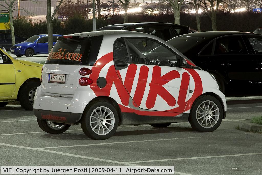 Vienna International Airport, promotion of airline "Niki" by car