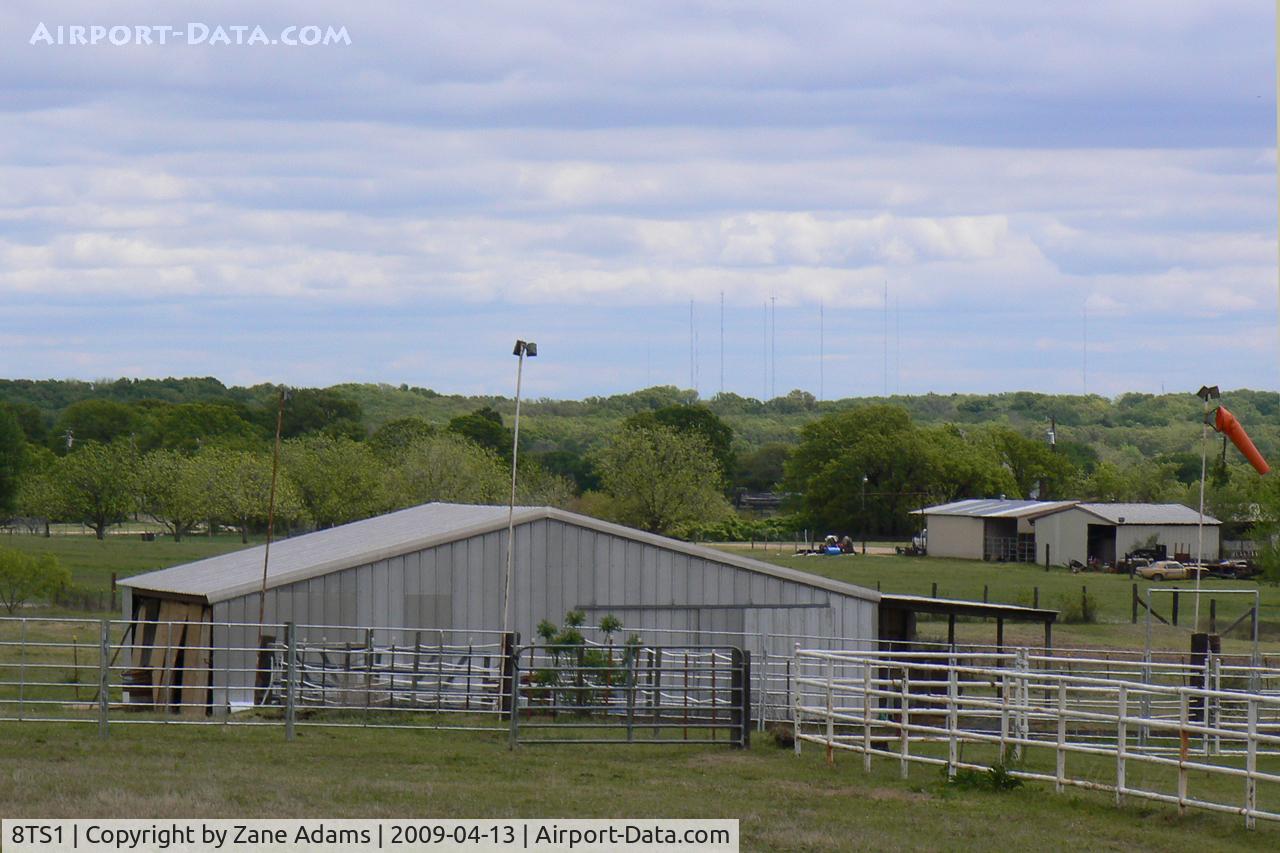 Retta Airport (8TS1) - Retta Airport. No sign of current usage. Wind sock is dsplayed in area. 