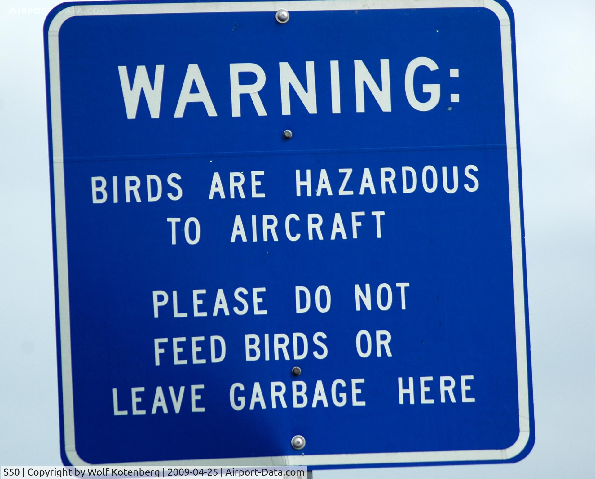 Auburn Municipal Airport (S50) - http://www.youtube.com/watch?v=-U8aRLXbrlg