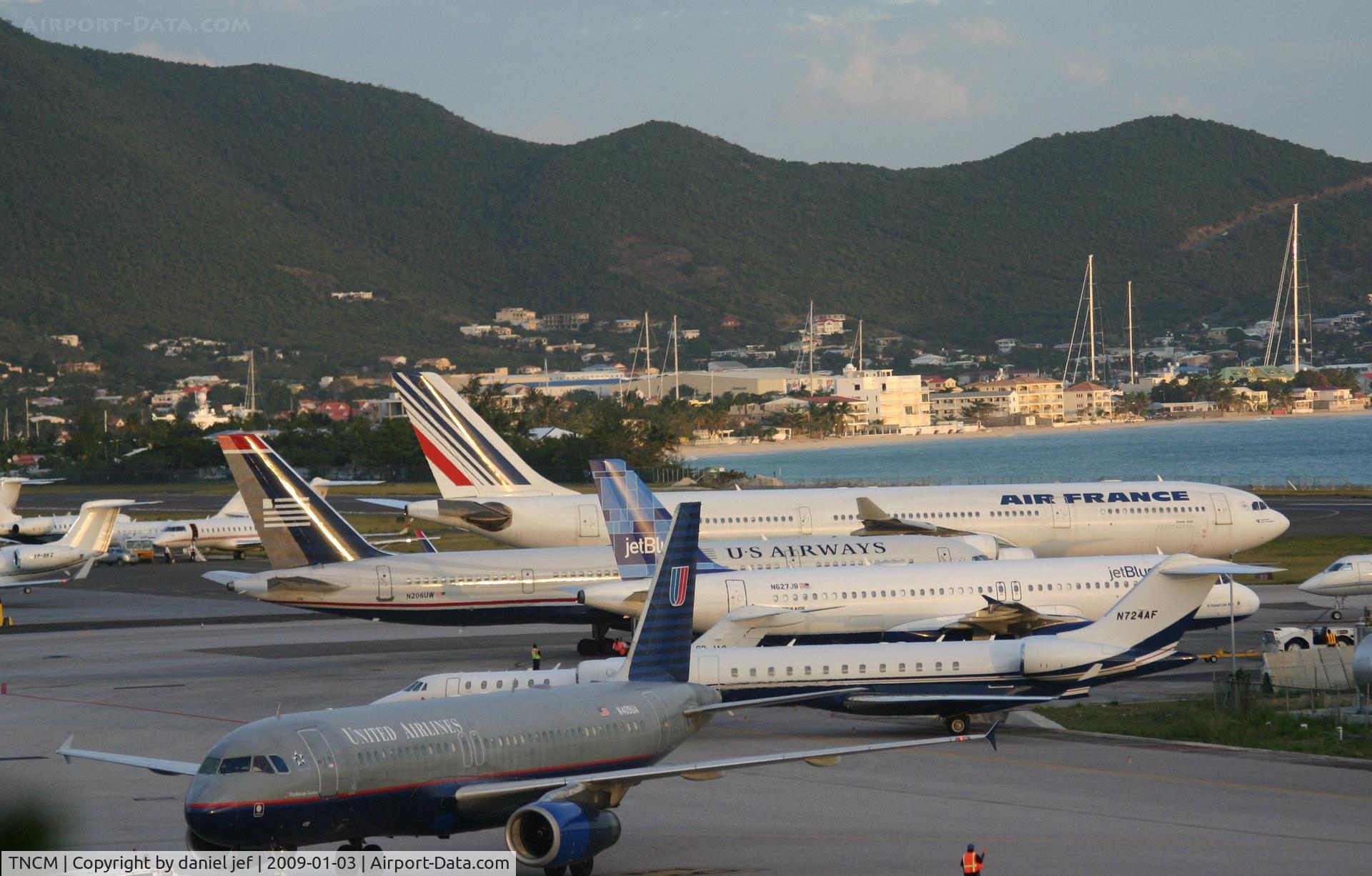 Princess Juliana International Airport, Philipsburg, Sint Maarten Netherlands Antilles (TNCM) - busy day at tncm