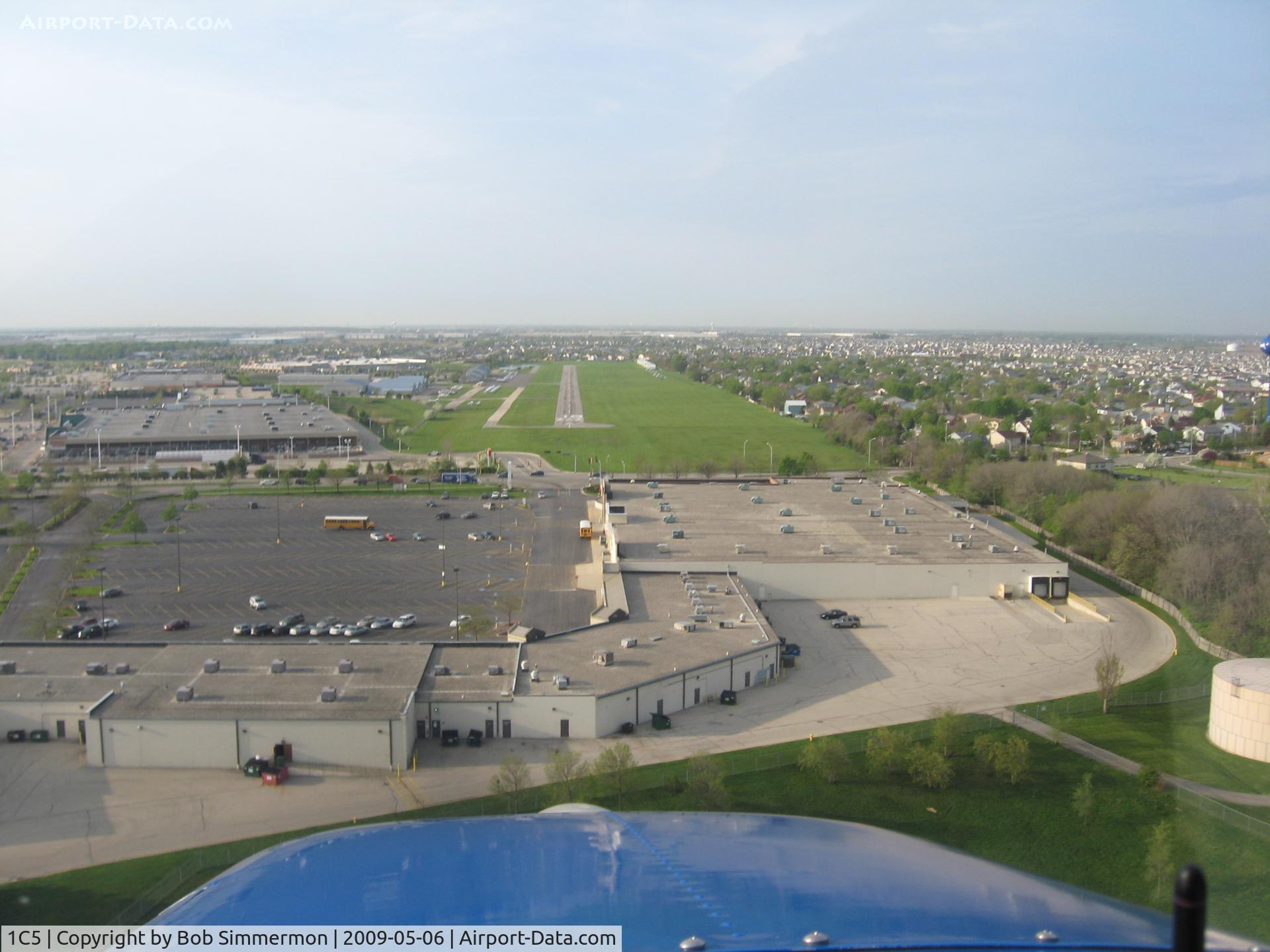 Bolingbrook's Clow International Airport (1C5) - Final for 18