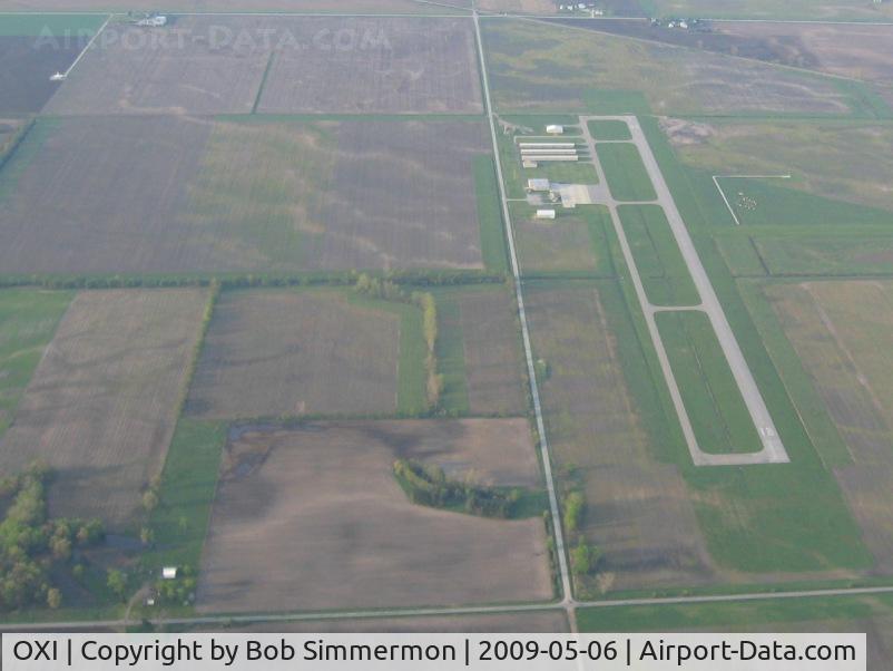 Starke County Airport (OXI) - Looking south from 3000', VOR in the upper left corner