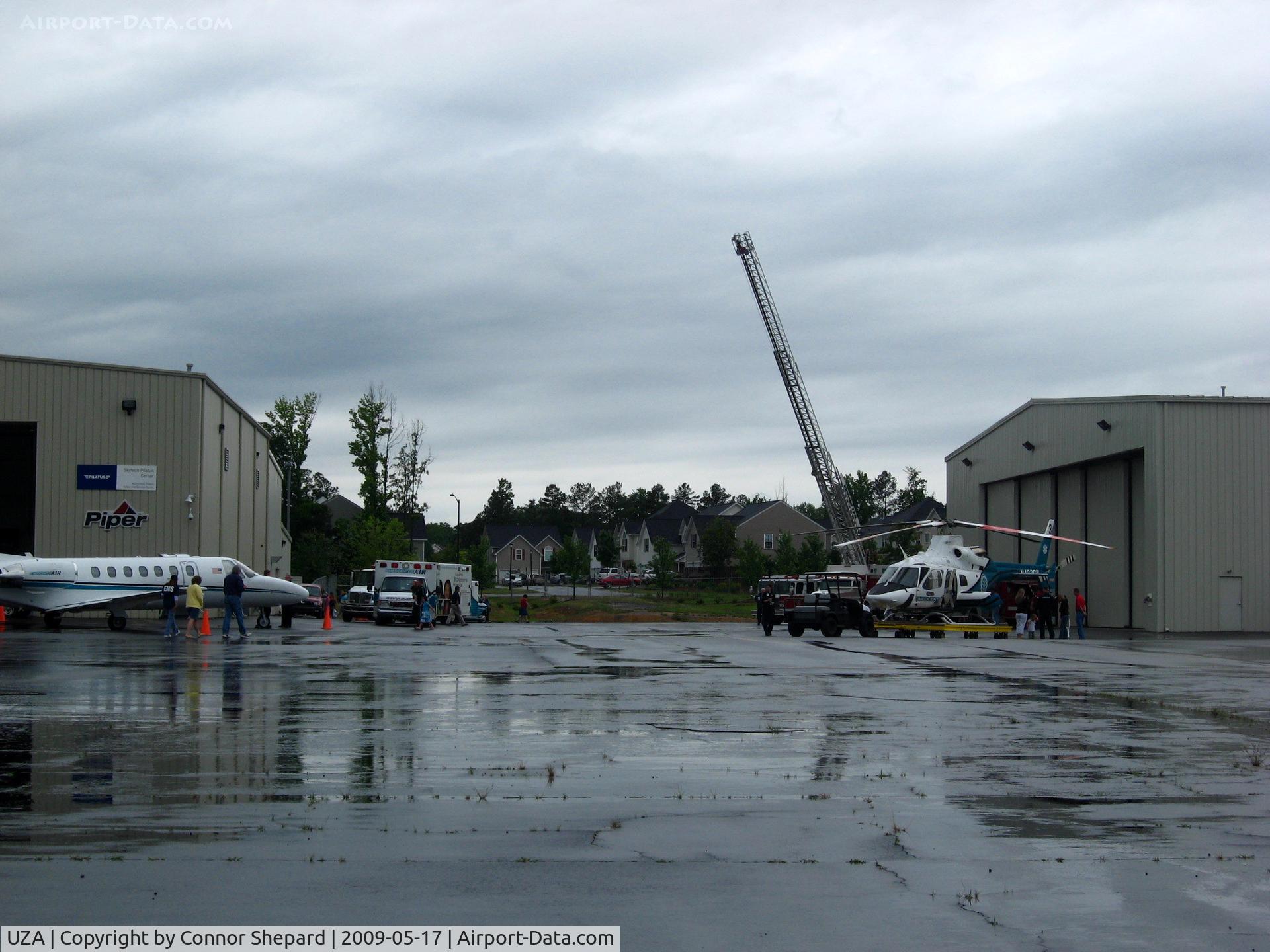Rock Hill/york Co/bryant Field Airport (UZA) - Medcenter Air open house