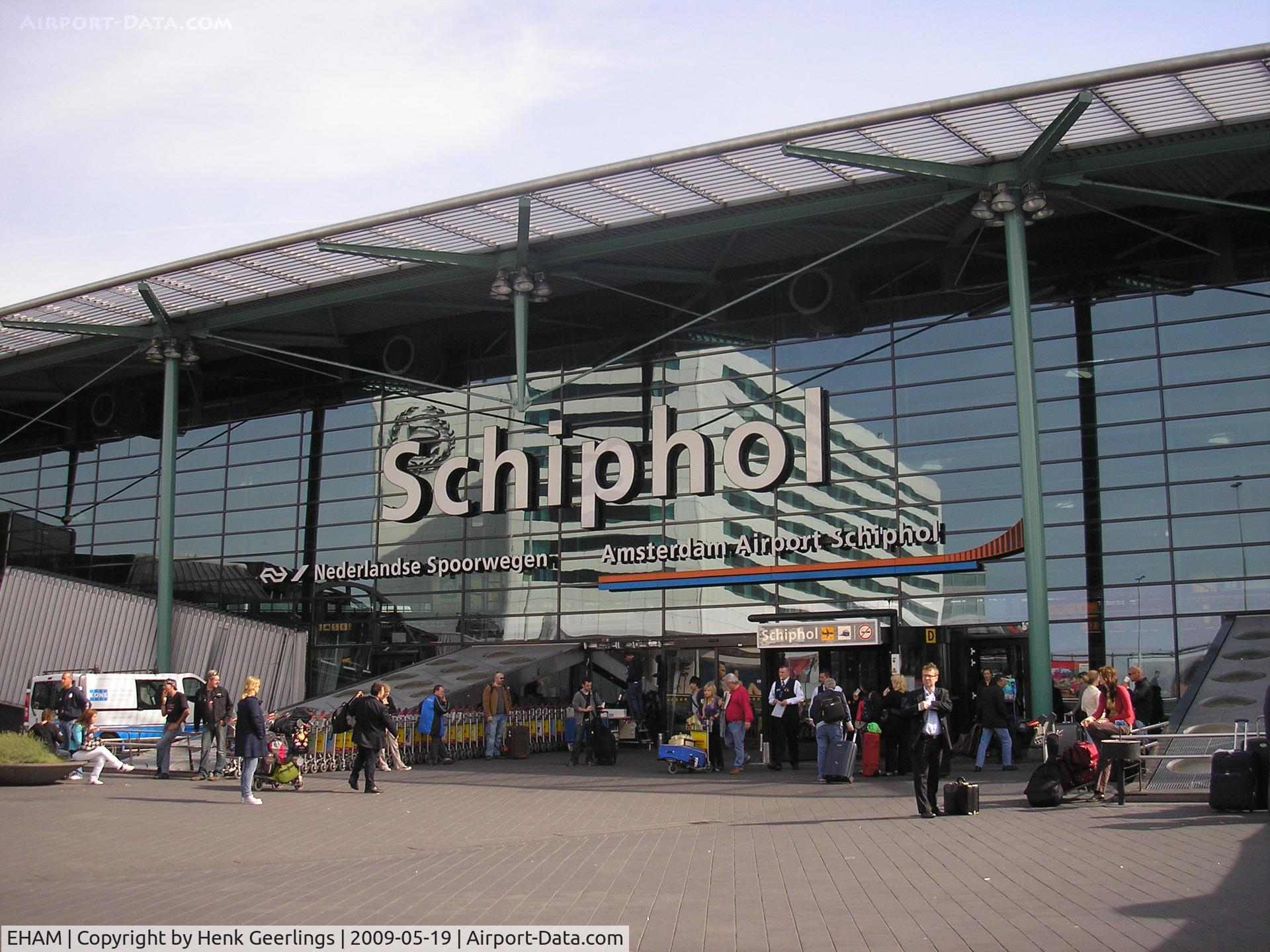 Amsterdam Schiphol Airport, Haarlemmermeer, near Amsterdam Netherlands (EHAM) - Schiphol , Main Terminal building 