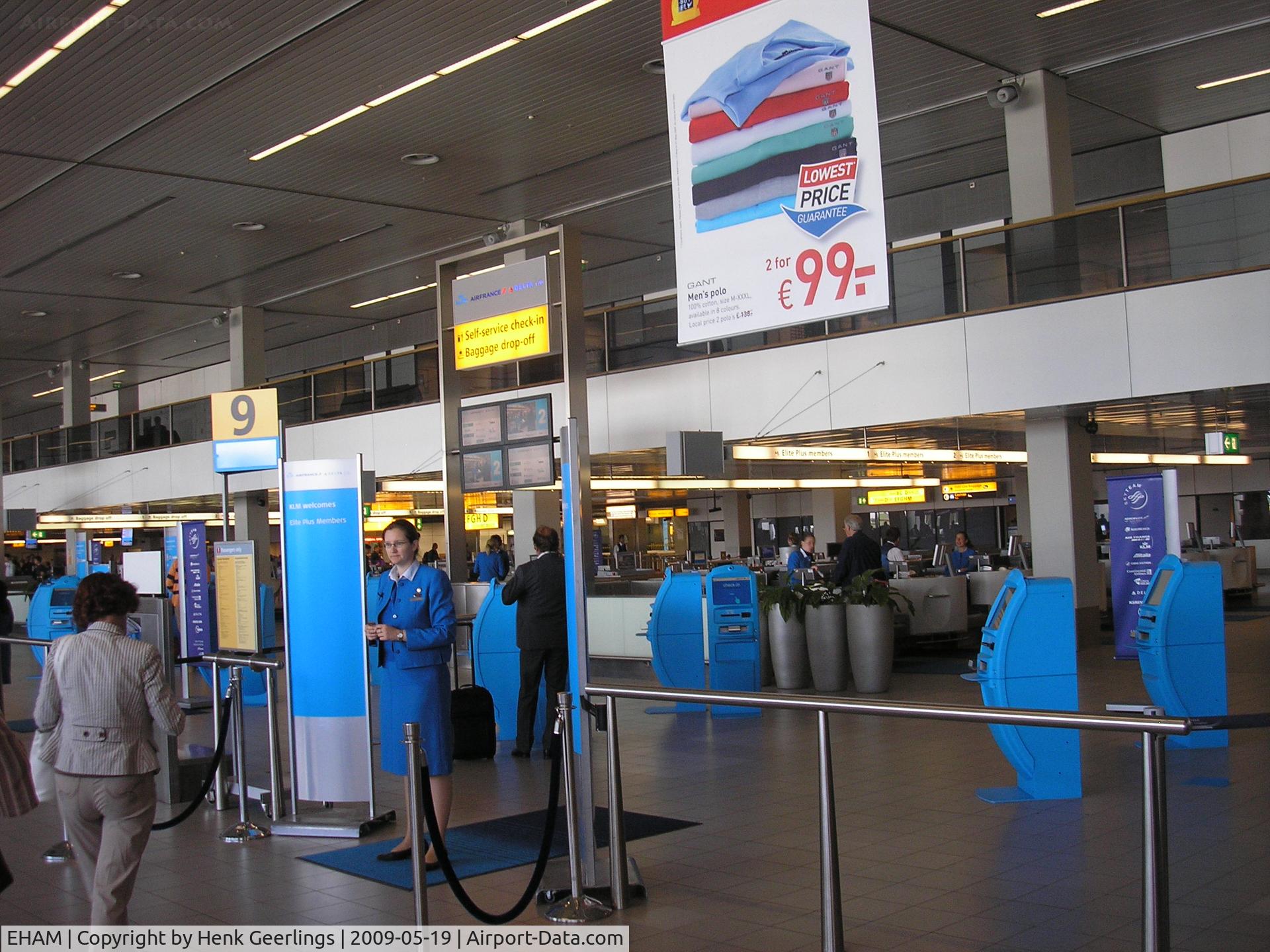 Amsterdam Schiphol Airport, Haarlemmermeer, near Amsterdam Netherlands (EHAM) - Schiphol, Terminal 2 , KLM Check in area