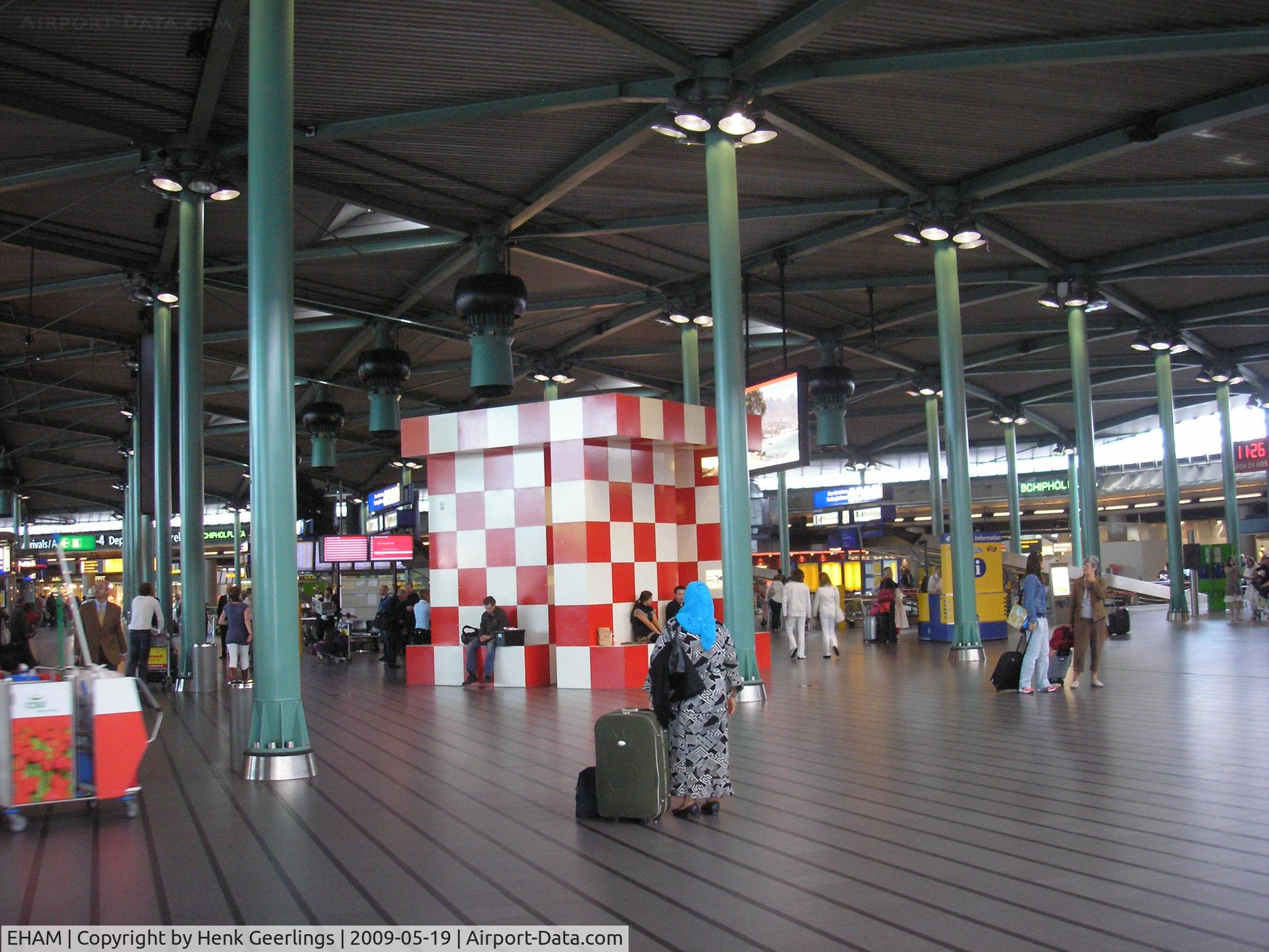 Amsterdam Schiphol Airport, Haarlemmermeer, near Amsterdam Netherlands (EHAM) - Schiphol , Meeting Point 