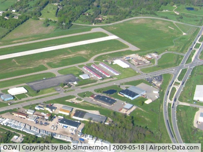 Livingston County Spencer J. Hardy Airport (OZW) - Looking NE