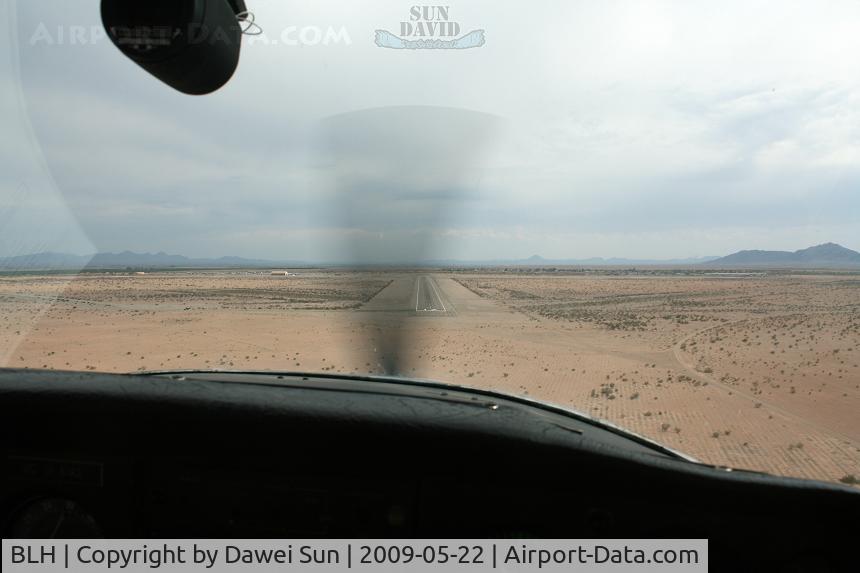 Blythe Airport (BLH) - rwy 17