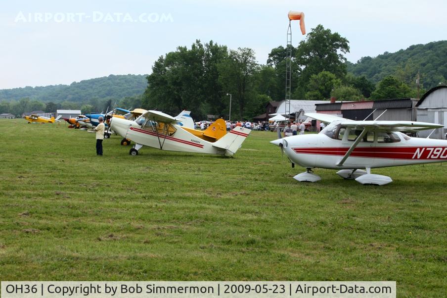 Riverside Airport (OH36) - Fly-in breakfast at Zanesville Riverside