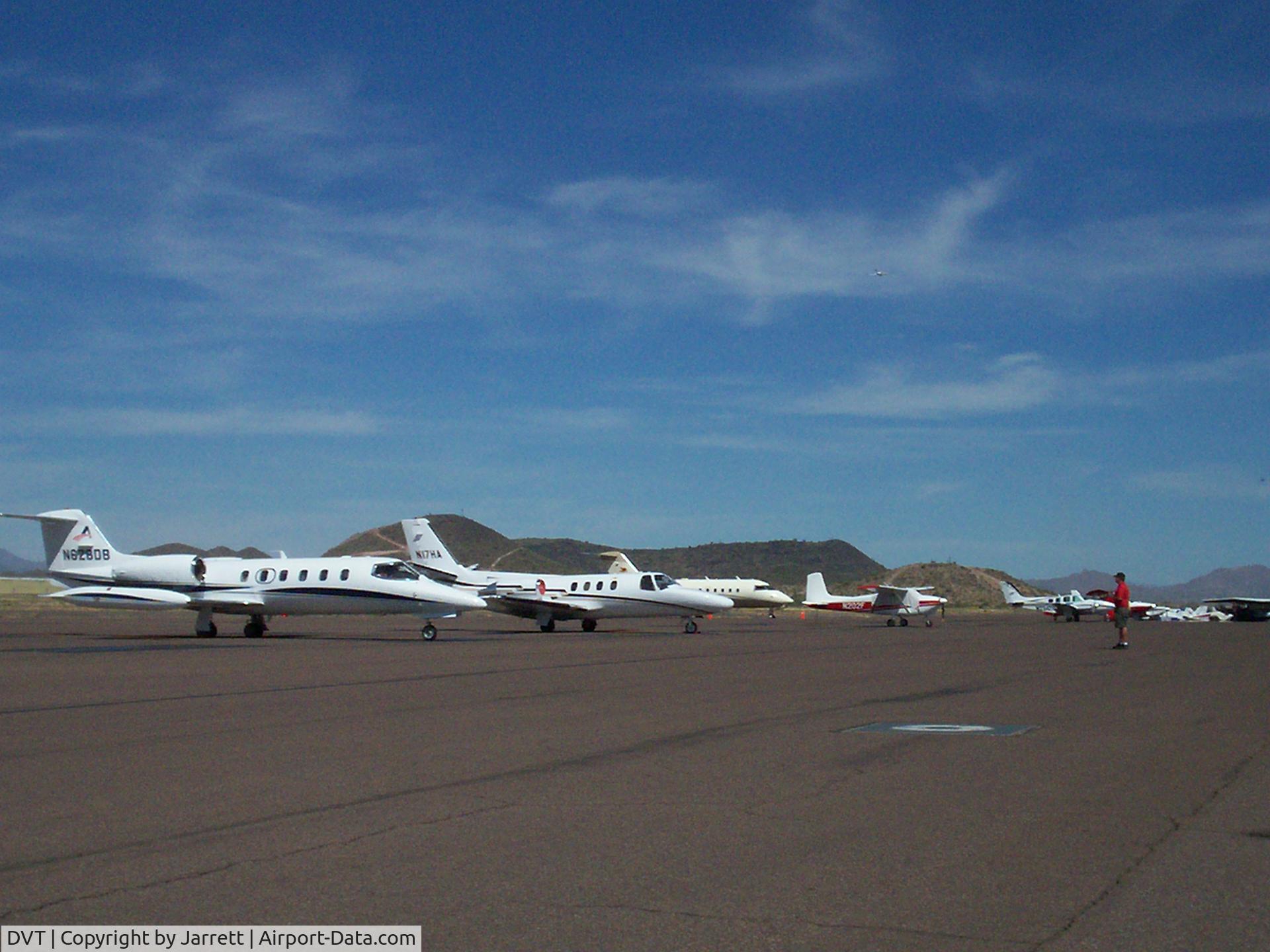 Phoenix Deer Valley Airport (DVT) - Westwind line