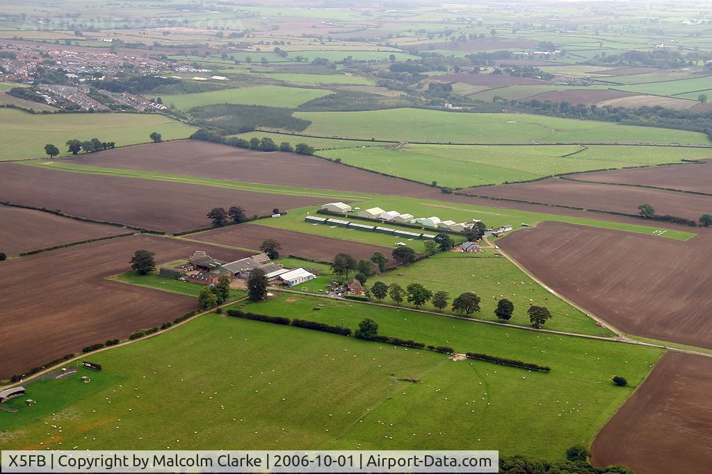 X5FB Airport - Fishburn Airfield; an unlicensed grass airfield 2.3 nm NNW of Sedgefield in County Durham, UK.