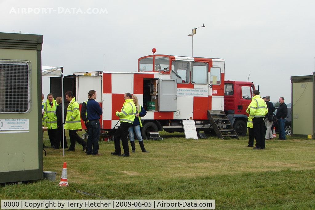 0000 Airport - This mobile unit is the temporary ATC / Heliport unit at Epsom on the 2009 Derby Day meeting