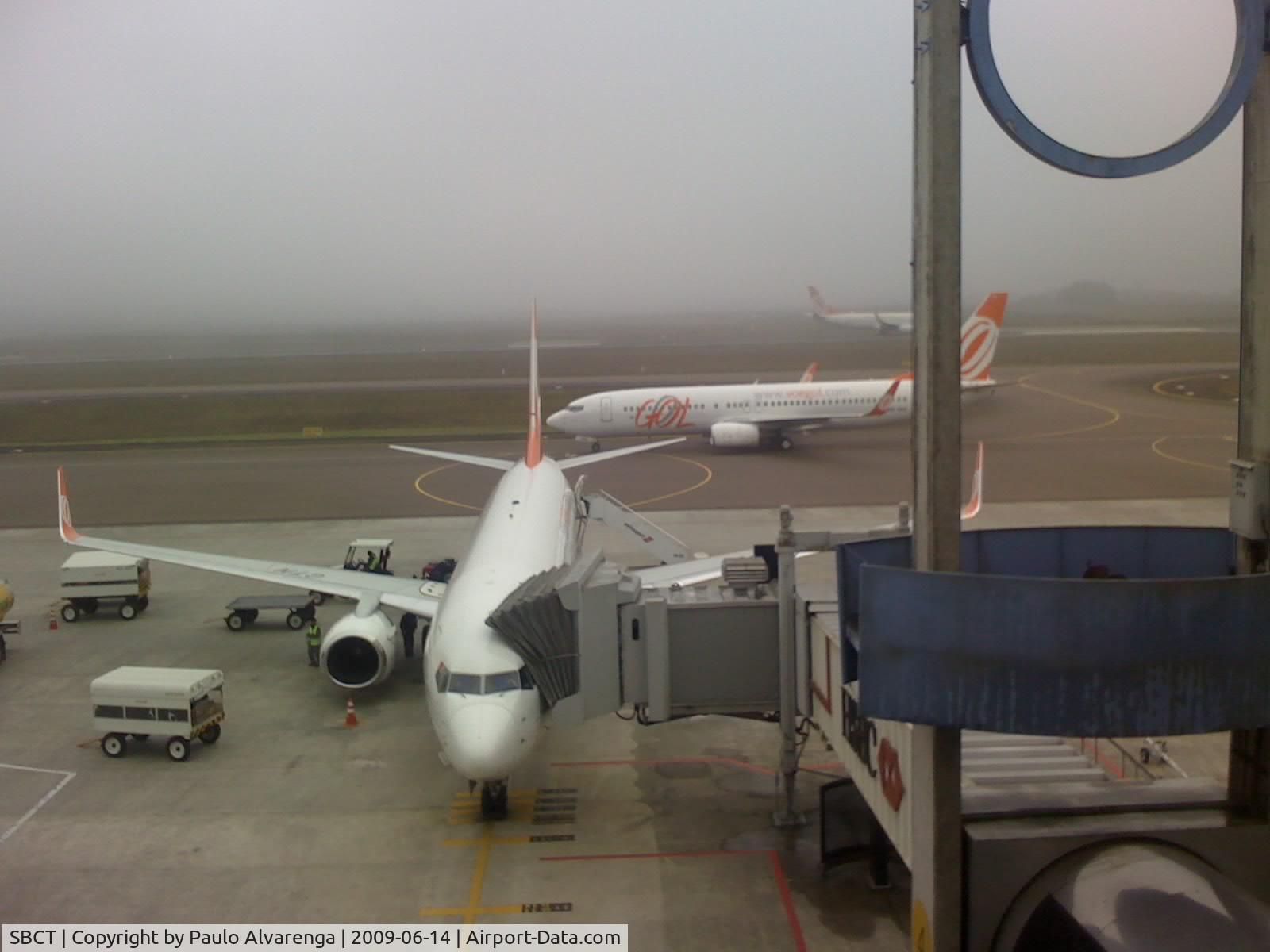 Afonso Pena International Airport, Curitiba, Paraná Brazil (SBCT) - First flyghts 2009-06-14 in CWB