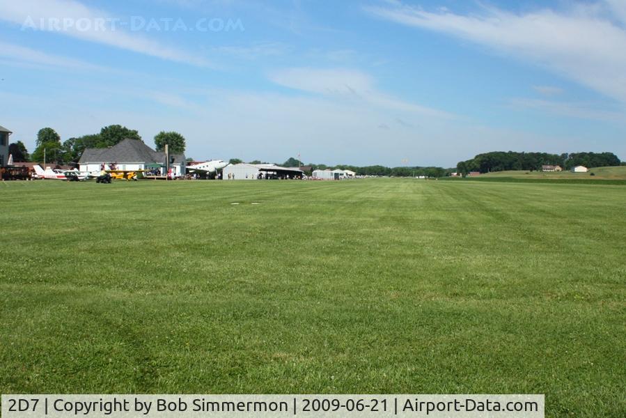 Beach City Airport (2D7) - Looking down 28 at Beach City, Ohio during the Father's Day fly-in.