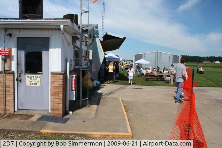 Beach City Airport (2D7) - Father's Day fly-in at Beach City, Ohio