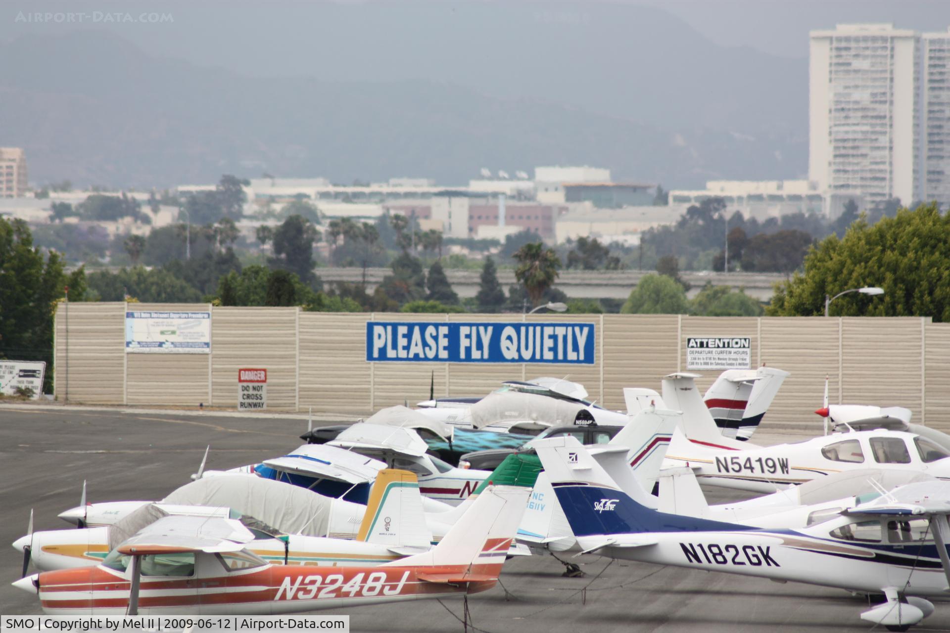 Santa Monica Municipal Airport (SMO) - Funny Sign