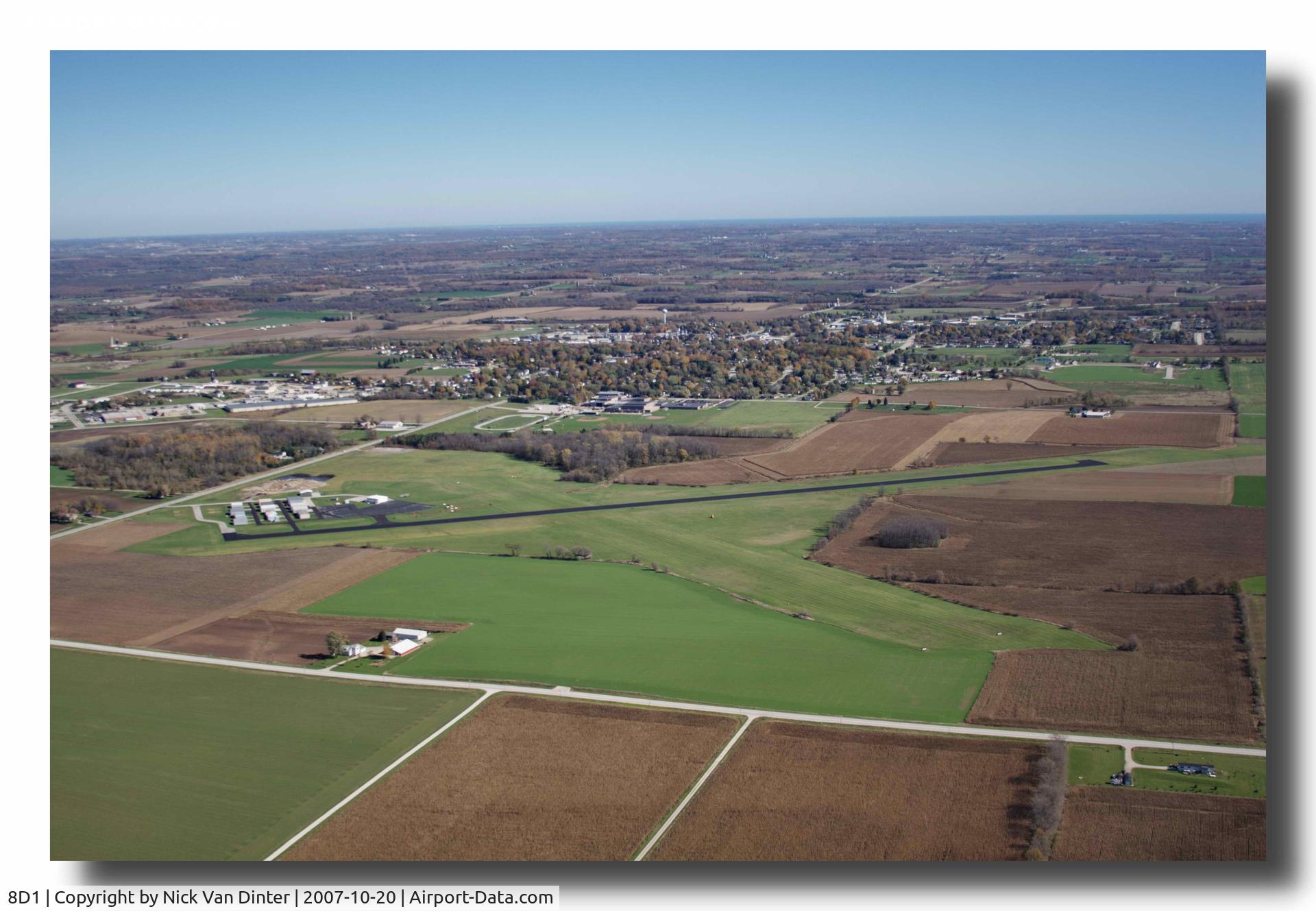 New Holstein Municipal Airport (8D1) - New Holstein Municipal Airport