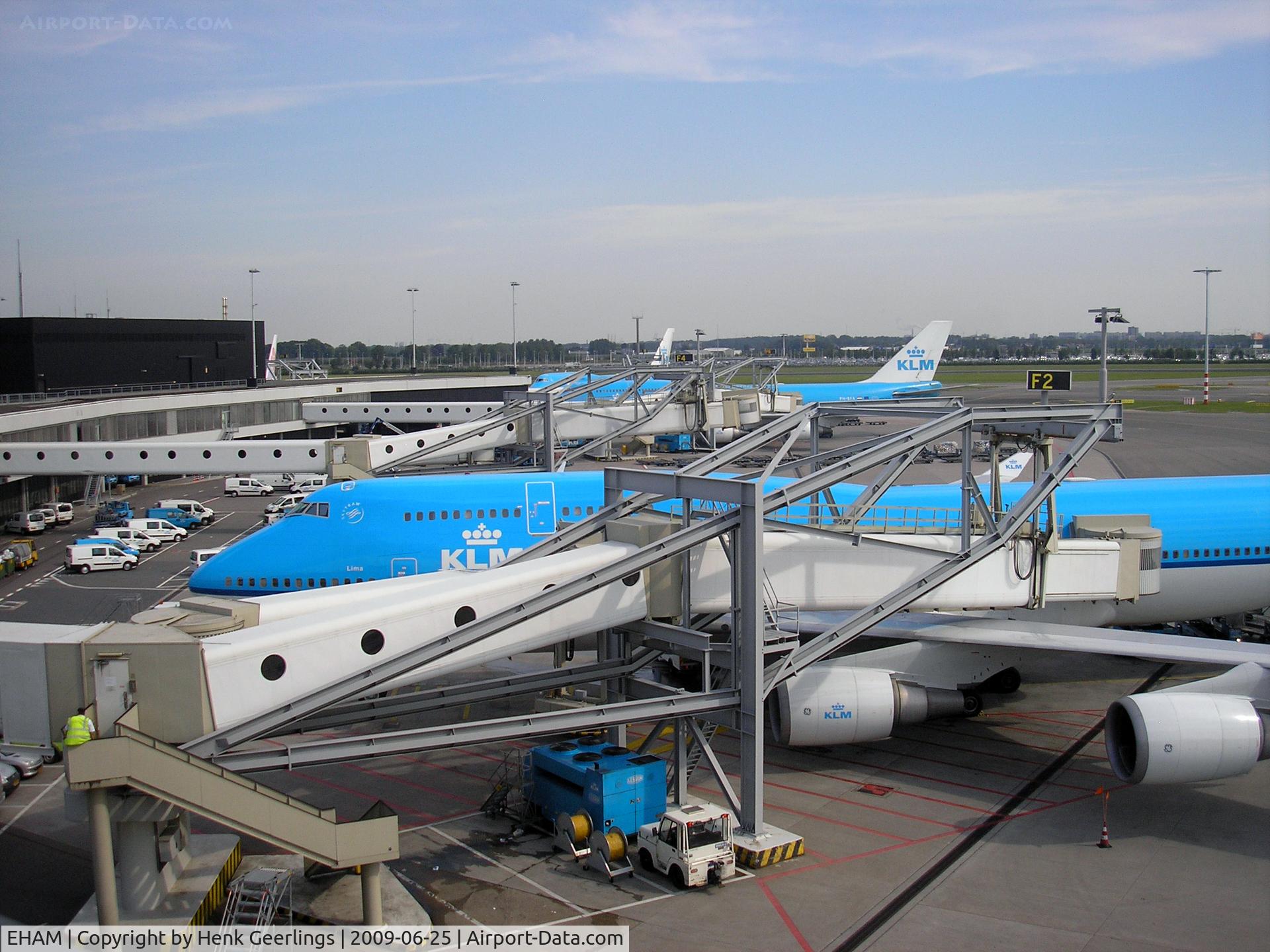 Amsterdam Schiphol Airport, Haarlemmermeer, near Amsterdam Netherlands (EHAM) - Schiphol , F-pier