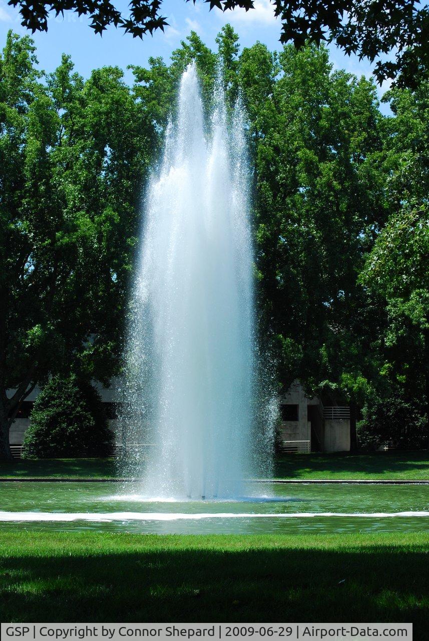 Greenville Spartanburg International Airport (GSP) - Fountain