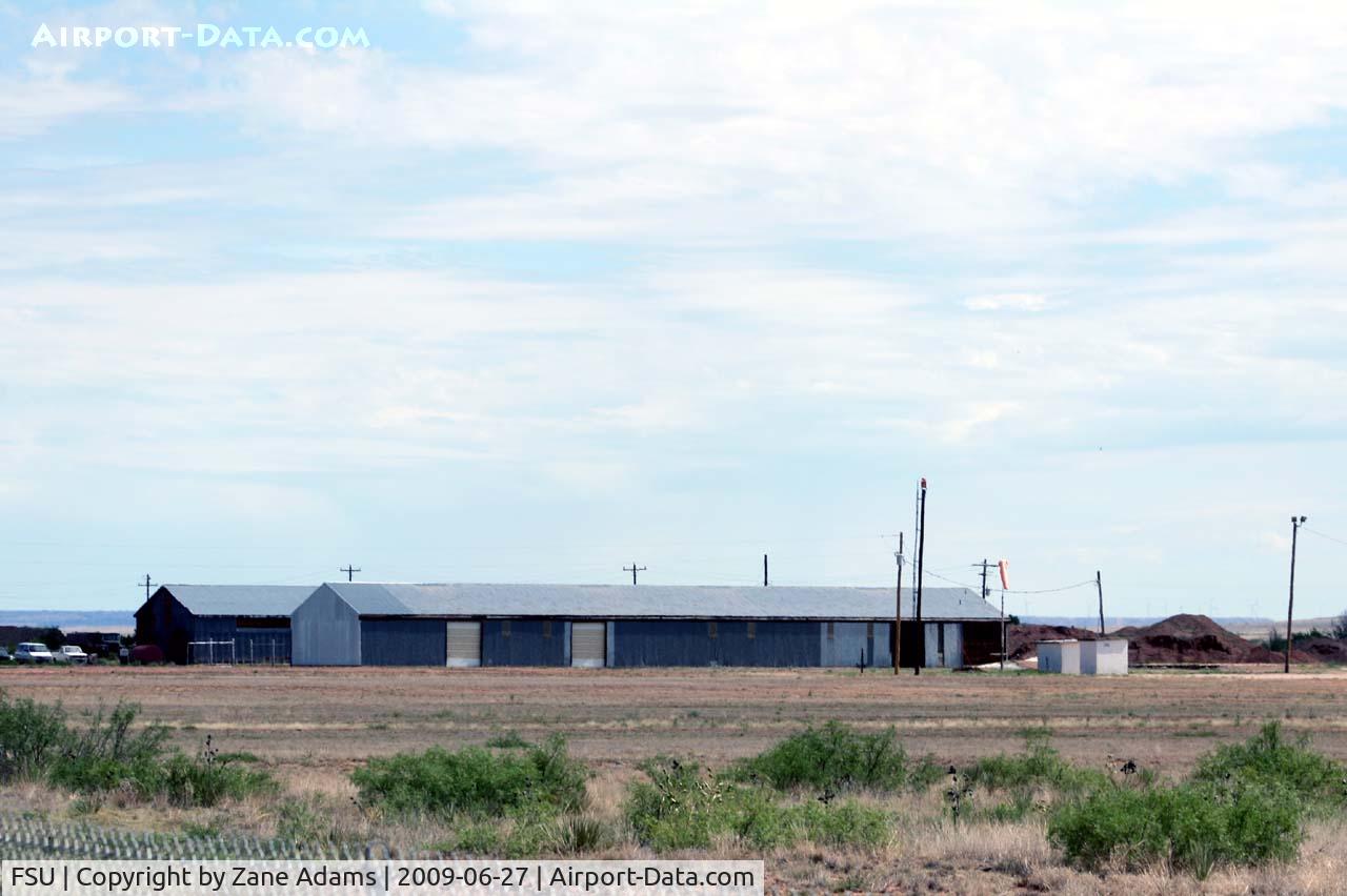 Fort Sumner Municipal Airport (FSU) - Fort Sumner, NM airport - small hangars