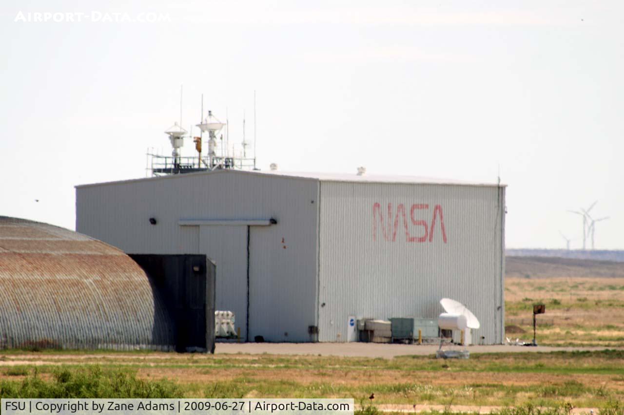 Fort Sumner Municipal Airport (FSU) - Fort Sumner, NM airport - NASA weather balloon operations hangar