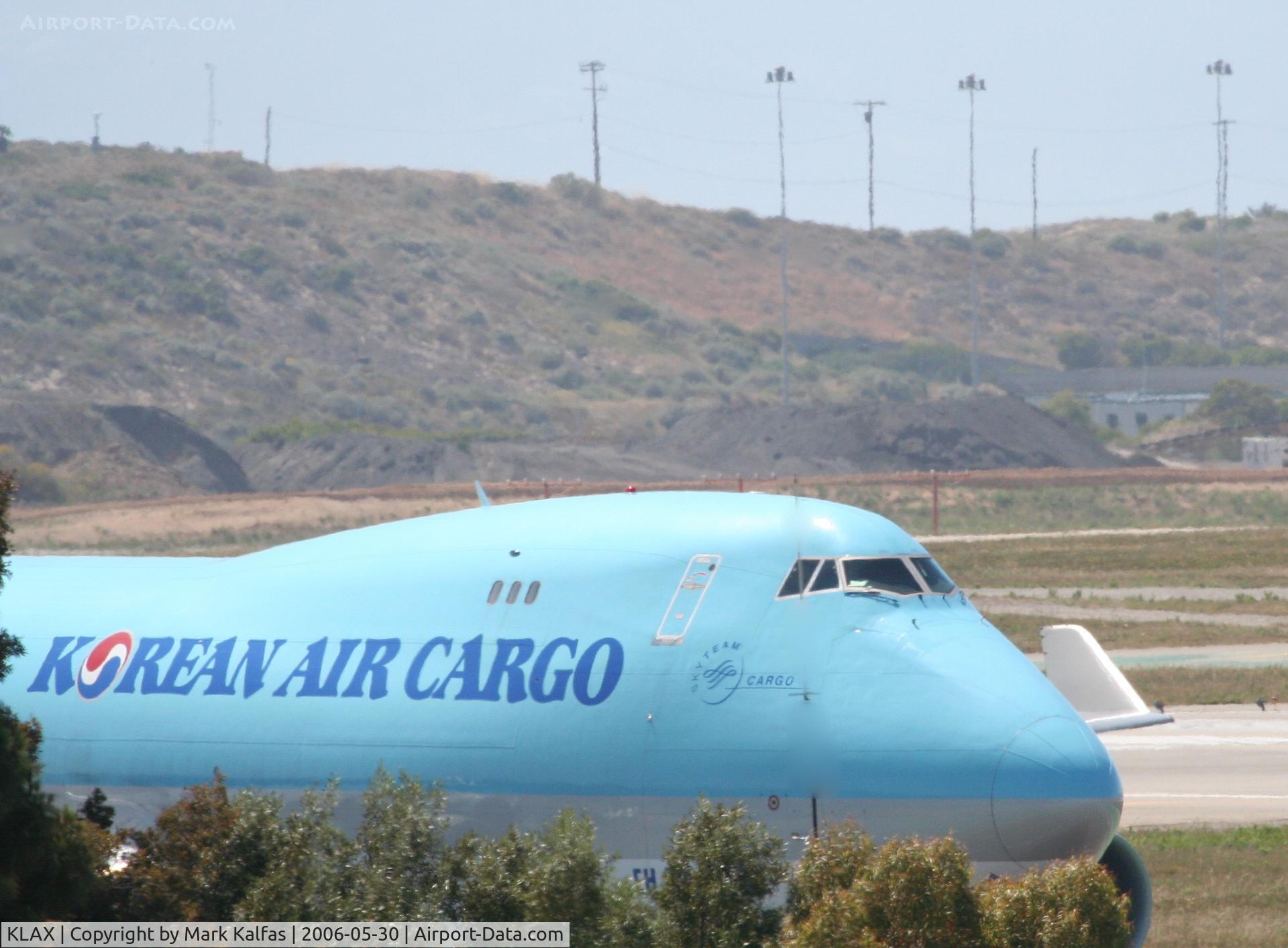 Los Angeles International Airport (LAX) - Korean 744F 