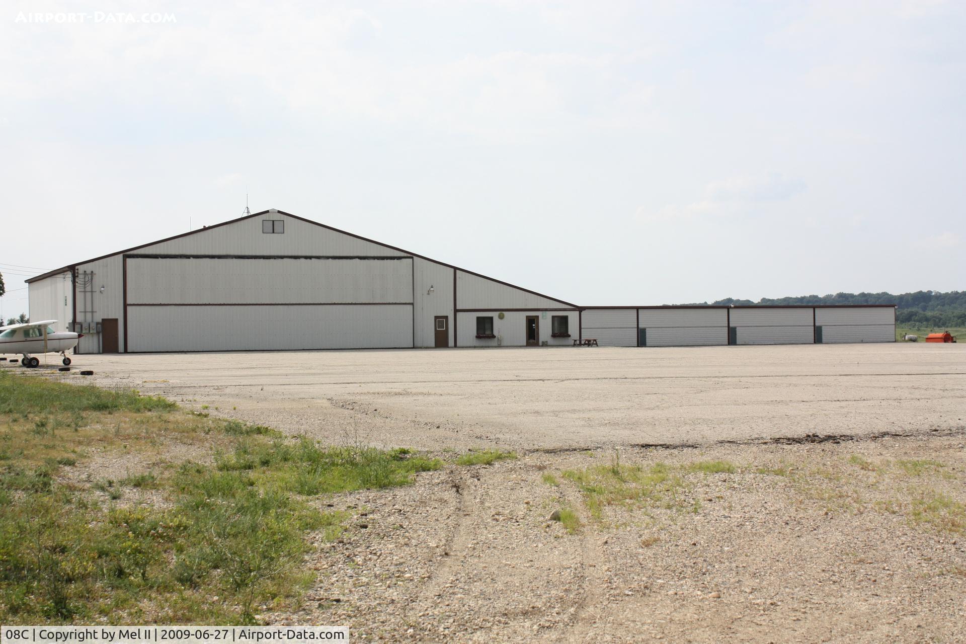 Riverview Airport (08C) - Riverview Airport in Jenison, MI