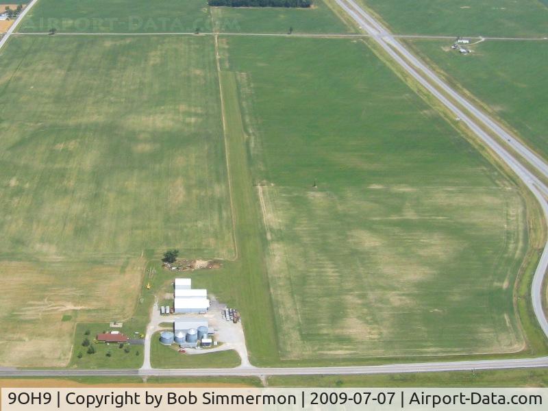 Forest Field Airport (9OH9) - Looking east