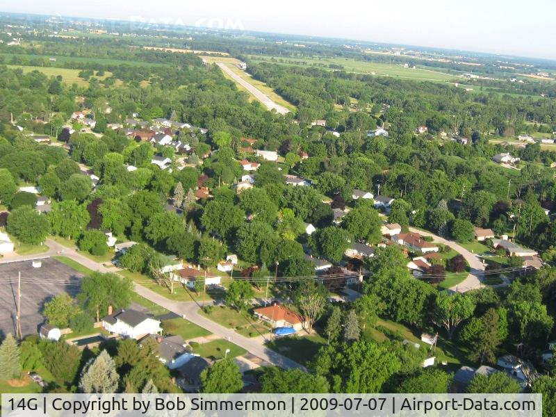 Fremont Airport (14G) - Base for 27