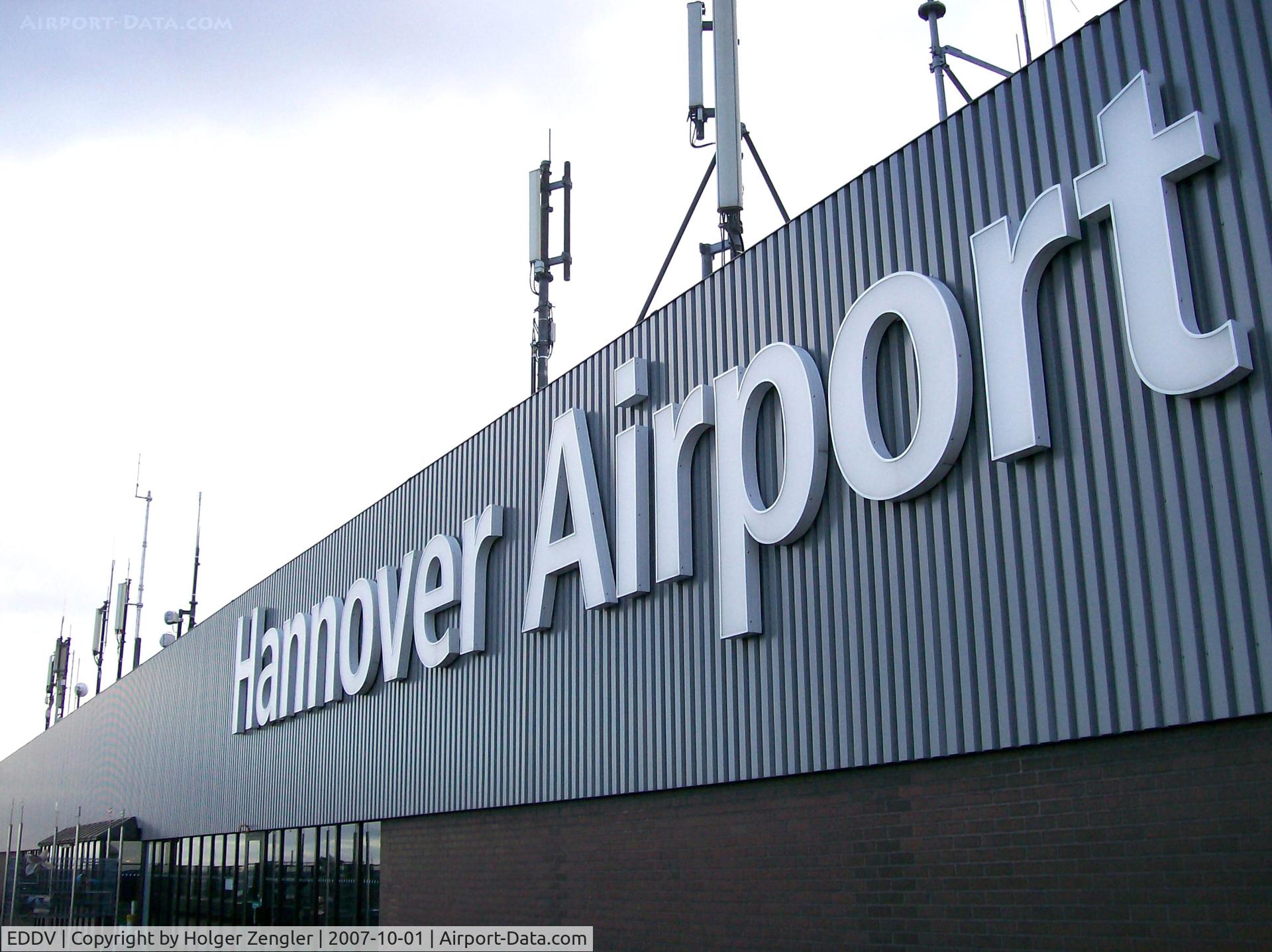 Hanover/Langenhagen International Airport, Hanover Germany (EDDV) - You are here: