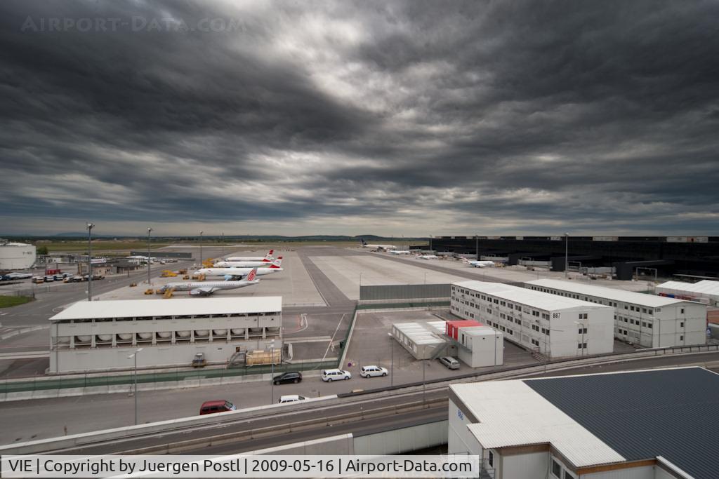 Vienna International Airport, Vienna Austria (VIE) - VIE overview